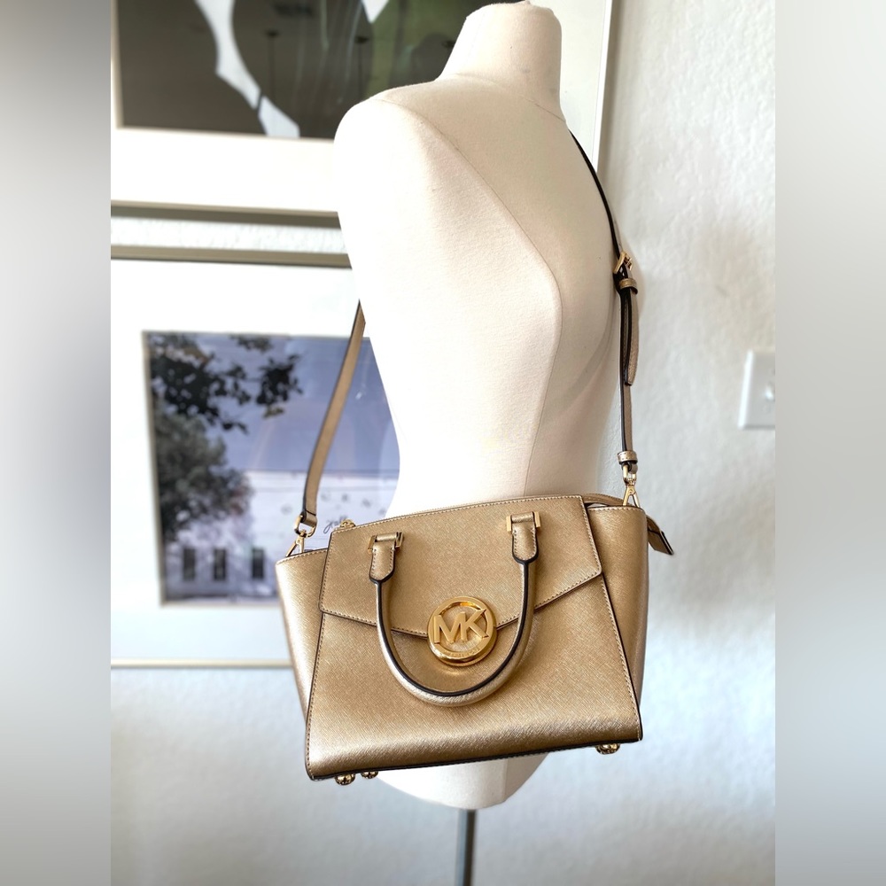 Michael Kors Medium Hudson Satchel in Soft Gold Saffiano Leather